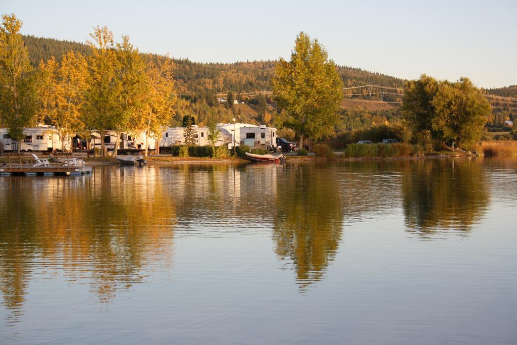 Robert'S Roost Rv Park Resort Quesnel Ngoại thất bức ảnh